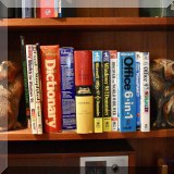 D61. Cat bookends.